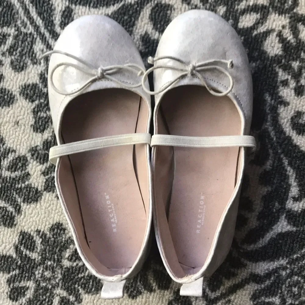 Ballet flats